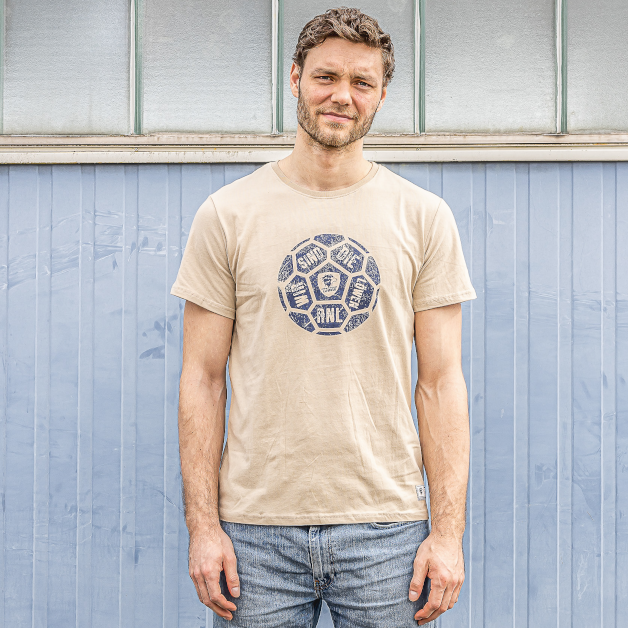shirt_wir-sind-die-loewen_beige_2_1000x1000TyQSFIOmncZKy Löwen Shirt Wir sind die Löwen beige Herren