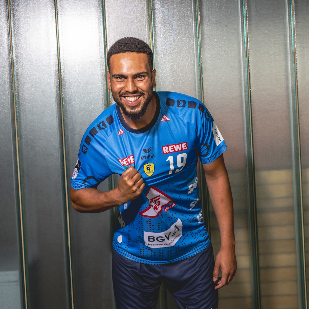 Away_Phillip_1000x1000